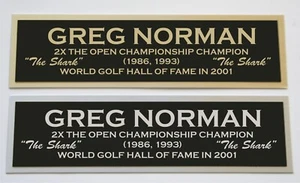 Greg Norman Typenschild für signiertes handsigniertes Golfball Foto oder Vitrine - Bild 1 von 2