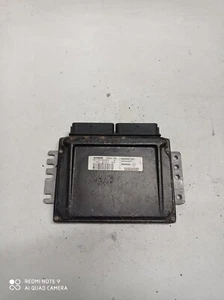 CALCULATEUR MOTEUR ECU RENAULT CLIO 2 1.4i S110130334A / 8200061281  (70C) - Picture 1 of 4