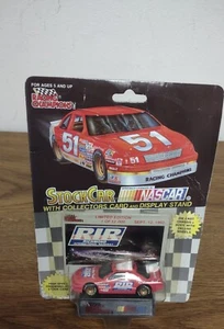 1992 Racing Champions 1:64 Diecast Red Car RIR Richmond Raceway September 12 N17 - Picture 1 of 2
