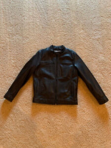 Men's Wilson Leather Bomber Zip-Up Jacket - Medium in size, black in color