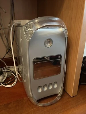 Apple Powermac M8570 - Immagine 1 di 4