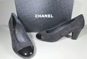 CHANEL 38.5 Black Suede Patent Round Toe Gold CC Quilted Heel Classic Pumps NEW - Picture 1 of 12