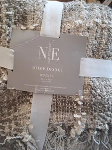 Neu mit Etikett Dillards Noble Excellence Wohndecke - 50 x 70 Zoll - Bild 1 von 2