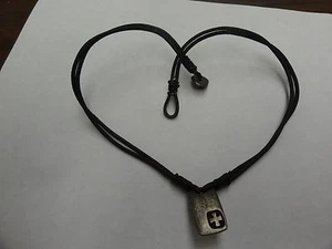 COLLANA PENDENTE GIOIELLO CON CATENA IN CORDA DA 16 POLLICI CON CROCE - Foto 1 di 1