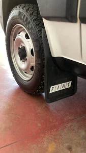 paraspruzzi vintage anteriori per Fiat Panda 141 dopo 1986 con rinforzo - Imagen 1 de 20