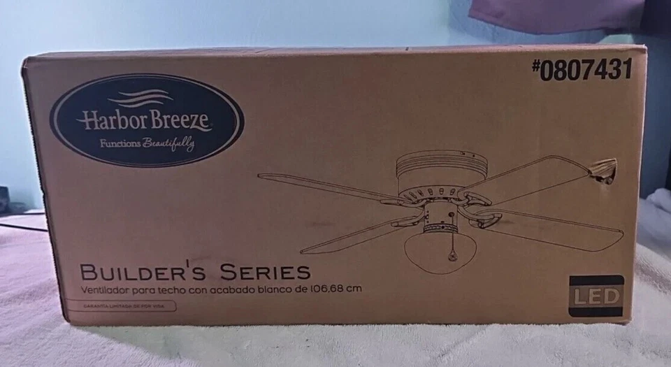 NEW Harbor Breeze Builder's Series #0807431 LED Ceiling Fan 42-inch White Finish - Image 1 of 1