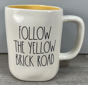 Rae Dunn Zauberer von Oz Follow The Yellow Brick Road Smaragdstadt Kaffeebecher - Bild 1 von 8