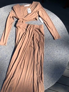 ASTR dress NWT retails @ $98.00 XS Nude brown - Picture 1 of 5