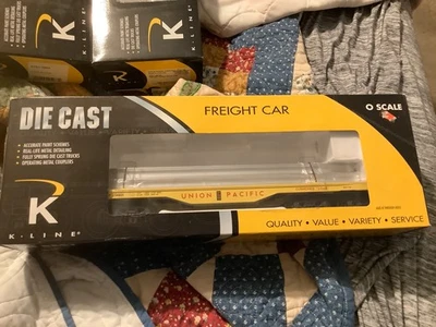 K-LINE K693-2111 UNION PACIFIC O SCALE FLAT CAR WITH I-BEAM LOAD #258601 NIB - Image 1 of 2