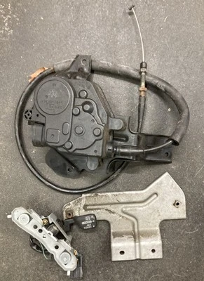 Interruptor atuador 2002-2005 Subaru Impreza WRX controle de cruzeiro fabricante de equipamento original 87012fe020 - Imagem 1 de 3