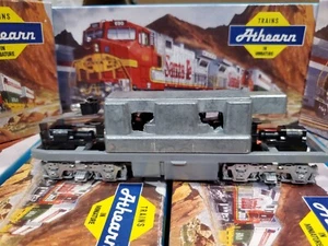 Athearn F7 HO Hex Drive Super Powered Light Harbor Mist Gray Chassis C7 - Picture 1 of 9