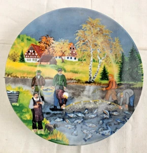 Porzellan-Wandteller - Luisenburg - Erntezeit - Abfischen - Elfi Dorn - Bild 1 von 2
