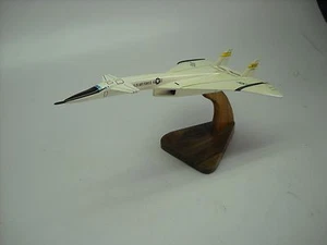Modelo de madera de investigación supersónica North American XB-70 valquiria envío gratuito pequeño - Imagen 1 de 1