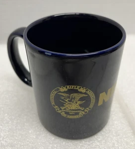 Taza de café NRA azul oscuro Asociación Nacional del Rifle de EE. UU. - Imagen 1 de 6