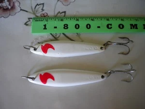 Vintage UFO Eisen Angeln Jigs - Bild 1 von 3