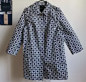 Neu mit Etikett! TALBOTS PET MARINEBLAU WEISS GEOMETRISCH QUADRATISCH KUNST REGENJACKE MANTEL TOP 12P - Bild 1 von 17
