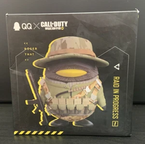 PAX West COD Mobile QQ Penguin w/ Price Outfit Figurine G15, Call of Duty Collab - Picture 1 of 12