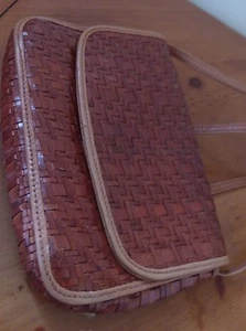  DESMO Made in Italy for Nieman Marcus Leather Shoulder Purse - Picture 1 of 5