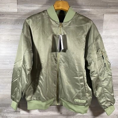 Jaqueta Bombardeiro Nike Sportswear Feminina Reversível Tamanho Grande Verde Oliva Nova - Imagem 1 de 4