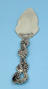 Cubiertos plateados para servidor de pastelería de uvas y vid - Imagen 1 de 11