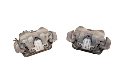 07-13 Juego de 2 pinzas de freno delanteras derecha e izquierda BMW 328i 34116778145 OEM Foto 1 de 4