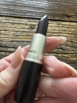 Mac Satin Lipstick Rouge CYBER - Full Size 3 g / 0.1 Oz. New - Image 1 of 4