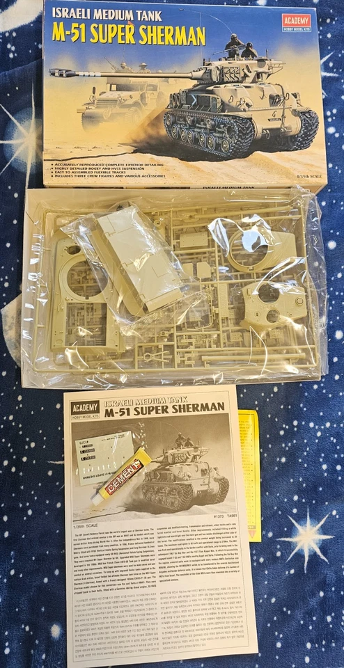 Israeli Medium Tank IDF M-51 Super Sherman 1:35 Kit ACADEMY - Immagine 1 di 1