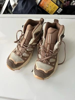 Bota de senderismo Salomon X Ultra 360 Edge Mid para mujer talla 7,5 GTX Foto 1 de 4