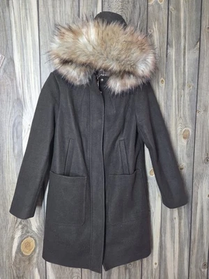 Jaqueta feminina Nine West tamanho M mistura de lã com capuz acabamento de pele sintética bolsos marrom - Imagem 1 de 4