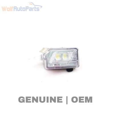 AUDI RS5 SPORTBACK 2019 2021-2024 - luz puerta interior derecha 8W0947134 Foto 1 de 4