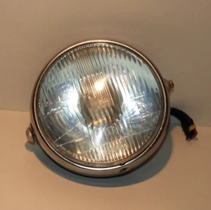 Ducati Monster Phare de spécification britannique UK Headlight - Picture 1 of 4