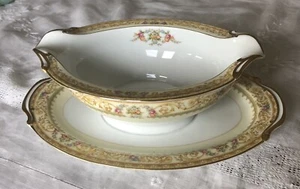 NORITAKE BONE CHINA LEBRUN 3739 GRAVY / SAUCE BOAT YELLOW W/FLORAL PATTERN GOLD - Picture 1 of 4
