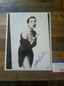 Isabella Rossellini Signed 11x14 Photo Autographed PSA/DNA Cert#J00757 Blue Vel - Picture 1 of 3