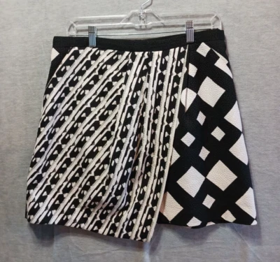 Peter Pilotto Womens Asymmetrical Faux Wrap Skirt Blk Wht Size 12 W32" Zipper - Image 1 of 4