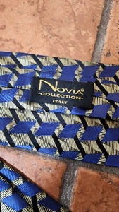 Novia Collection Mens Neck Tie Blue Gold Made In Italy 100% Silk 60x3.5 - Picture 1 of 3