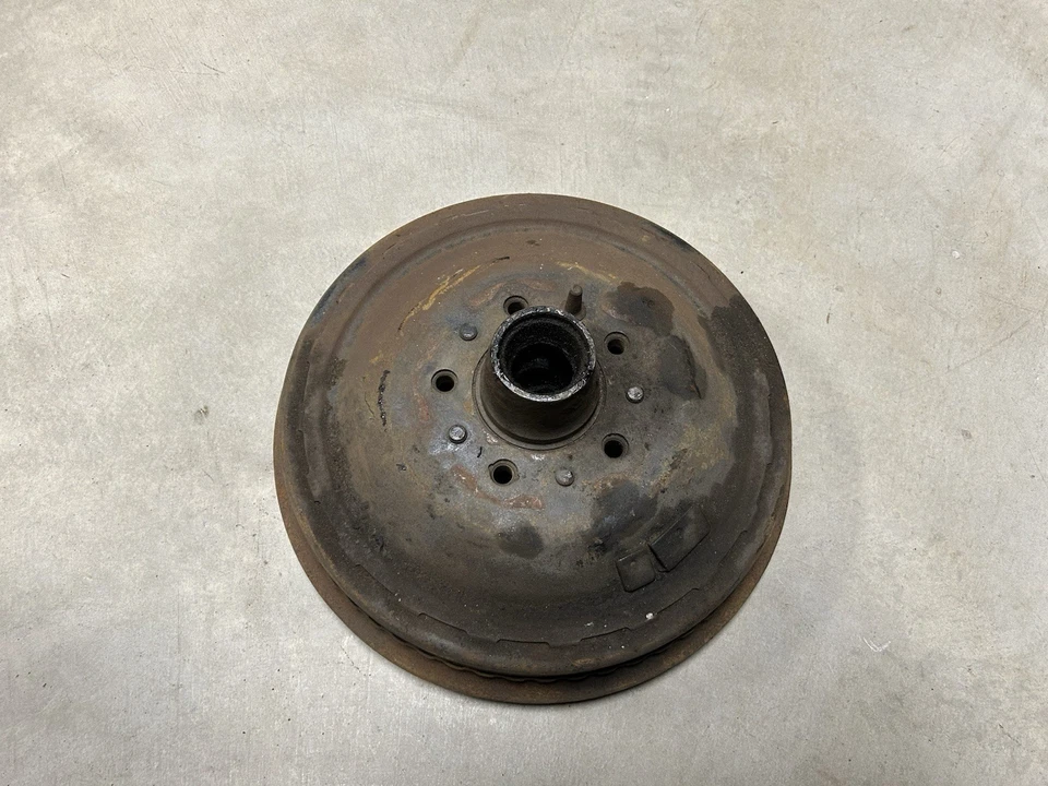 55 Chrysler 300 New Yorker Windsor 1955 tambor de freno delantero izquierdo Foto 1 de 3