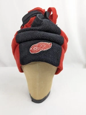 Winter Hat Detroit Red Wings Fleece Hat YOUTH red Black NHL Merch - Image 1 of 4