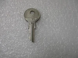 Replacement Johnson Evinrude OMC 77 Series Key 57 - Picture 1 of 2