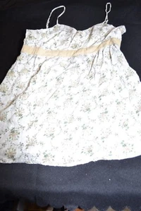 NEW American Rag Womens Top Blouse Sleeveless Flower Pattern Regular Size Small - Foto 1 di 2