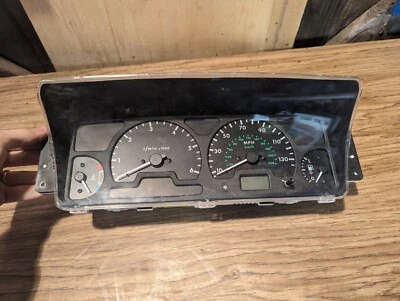 Velocímetro Discovery Cluster MPH compatible con 99-02 Land Rover 583757 Foto 1 de 4