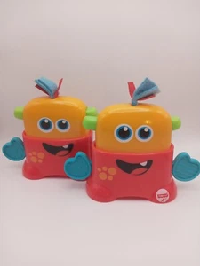 Two Fisher Price Tote Along Monsters, Stewart, 2016 Mattel - Picture 1 of 7
