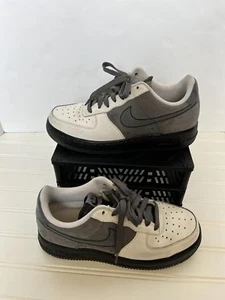 Nike Air Force I 2007 Flint Grey Size 6.5 Y/8 Women - Picture 1 of 9