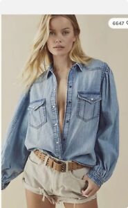 Free People We The Free With Love Blue Denim Shirt blouse Top Size XL bnwt 