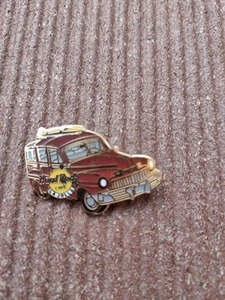 HARD ROCK CAFE LA JOLLA BROWN STATION WAGON Anstecknadel - Bild 1 von 4