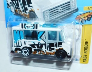 MOC HW FAST FOODIE HOT WHEELS QUICK BITE MILK & COOKIES FOOD TRUCK - Picture 1 of 3
