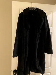 New In Package Black Sweater Coat Cardigan Sz Medium Super Lightweight & Soft - Picture 1 of 8