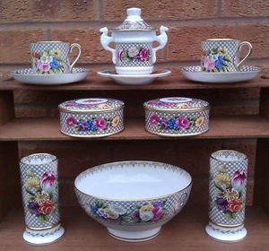 SPODE - REGENCY WHITE - SELECTION OF FINE BONE CHINA ITEMS - ONLY 2 LEFT - Picture 1 of 23