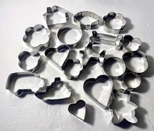 Lot Of 19 Small Metal Cookie Cutters - Picture 1 of 19