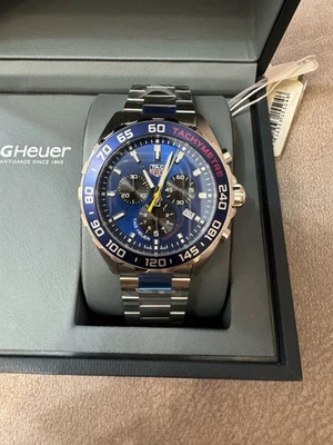 Reloj para hombre TAG HEUER Formula 1 Red Bull Racing cuarzo cronógrafo azul CAZ101AB Foto 1 de 4