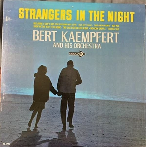 Bert Kaempfert and His Orchestra Strangers in the Night 1966 LP Vinyl DL 74795* - Imagen 1 de 2